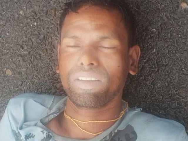 সাতক্ষীরায় বজ্রপাতে যুবকের মৃত্যু
