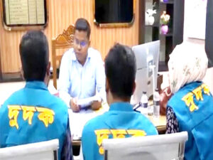 আগ্রাবাদে সরকারি সম্পত্তি রক্ষা করলো ভূমি অফিস