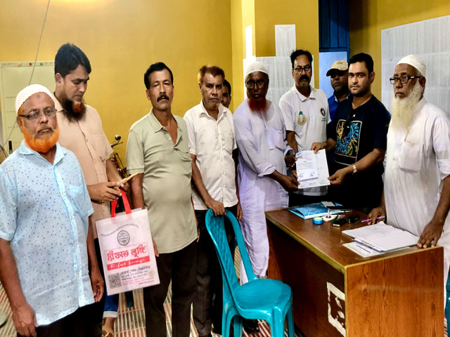 দিনাজপুর জেলা মোটর পরিবহন শ্রমিক ইউনিয়নের ত্রিবার্ষিক নির্বাচনের মনোনয়ন পত্র দাখিল