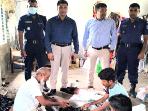 যশোরে মা জর্দা ফ্যক্টারিতে ভোক্তা-অধিকার সংরক্ষণ অধিদপ্তরের অভিযান ও জরিমানা
