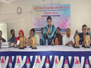 তেরখাদার জিপিএ প্রাপ্ত কৃতি শিক্ষার্থীদের সংবর্ধনা ও অভিভাবক সমাবেশ