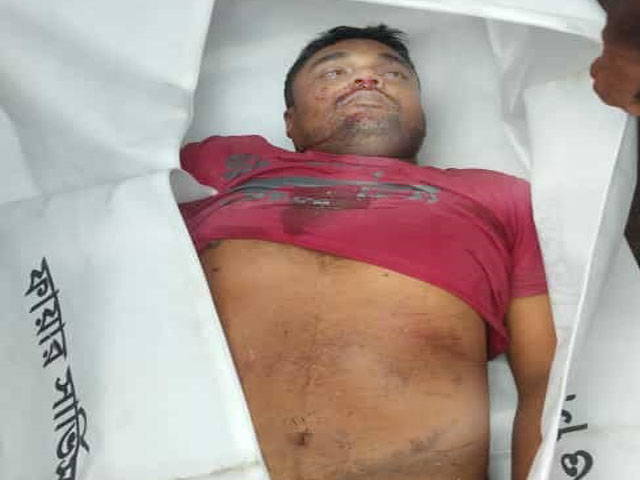 ঝিকরগাছায় বাস ও পিক‌আপের মুখোমুখি সংঘর্ষে নিহত-১