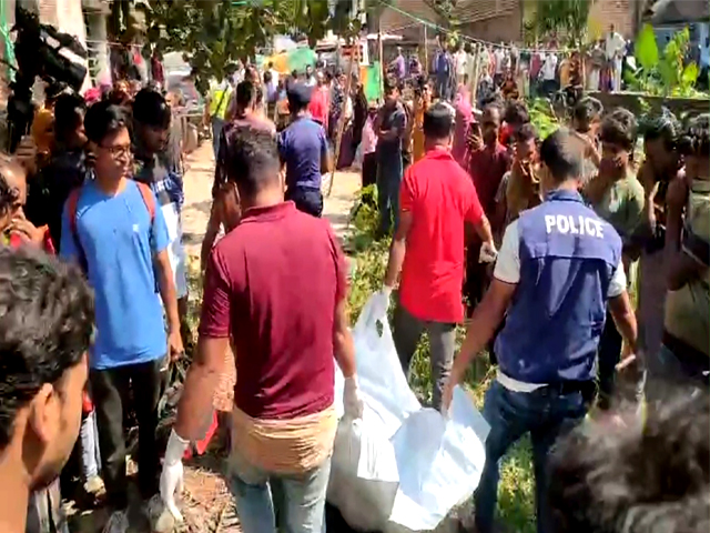 শার্শায় নিখোঁজ হওয়া সেই ভ্যানচালকের অর্ধগলিত লাশ উদ্ধার