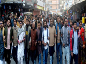 হাদীর ওপর হামলার প্রতিবাদে যশোরে বিক্ষোভ মিছিল