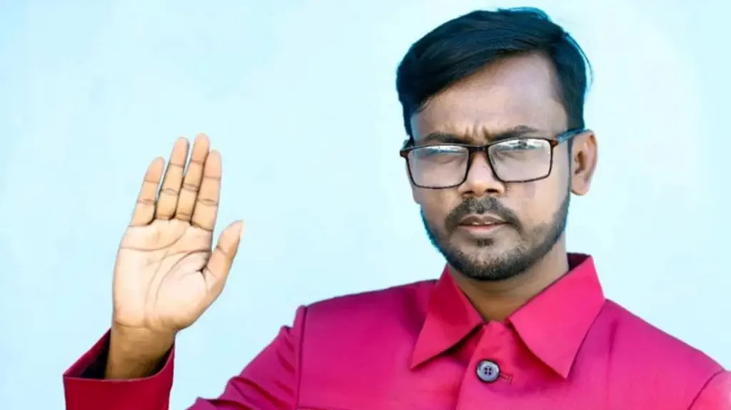 মনোনয়নপত্র জমা দেওয়ার সুযোগ পেলেন হিরো আলম