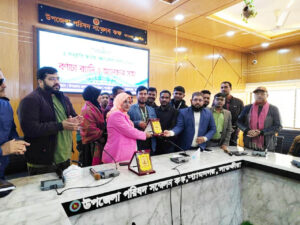 শ্যামনগরে সমাজসেবায় অবদান রাখায় সম্মাননা পেলেন সিডিও ইয়ুথ টিম