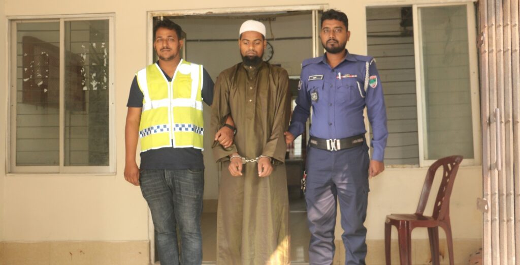 সাইবার সুরক্ষা আইনে মামলায় নড়াইলে যুবক কারাগারে