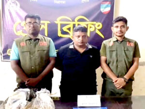 শুটকির মধ্যে ইয়াবা বহণ কালে বেনাপোলের চিহিন্ত মাদক ব্যবসায়ী গ্রেফতার